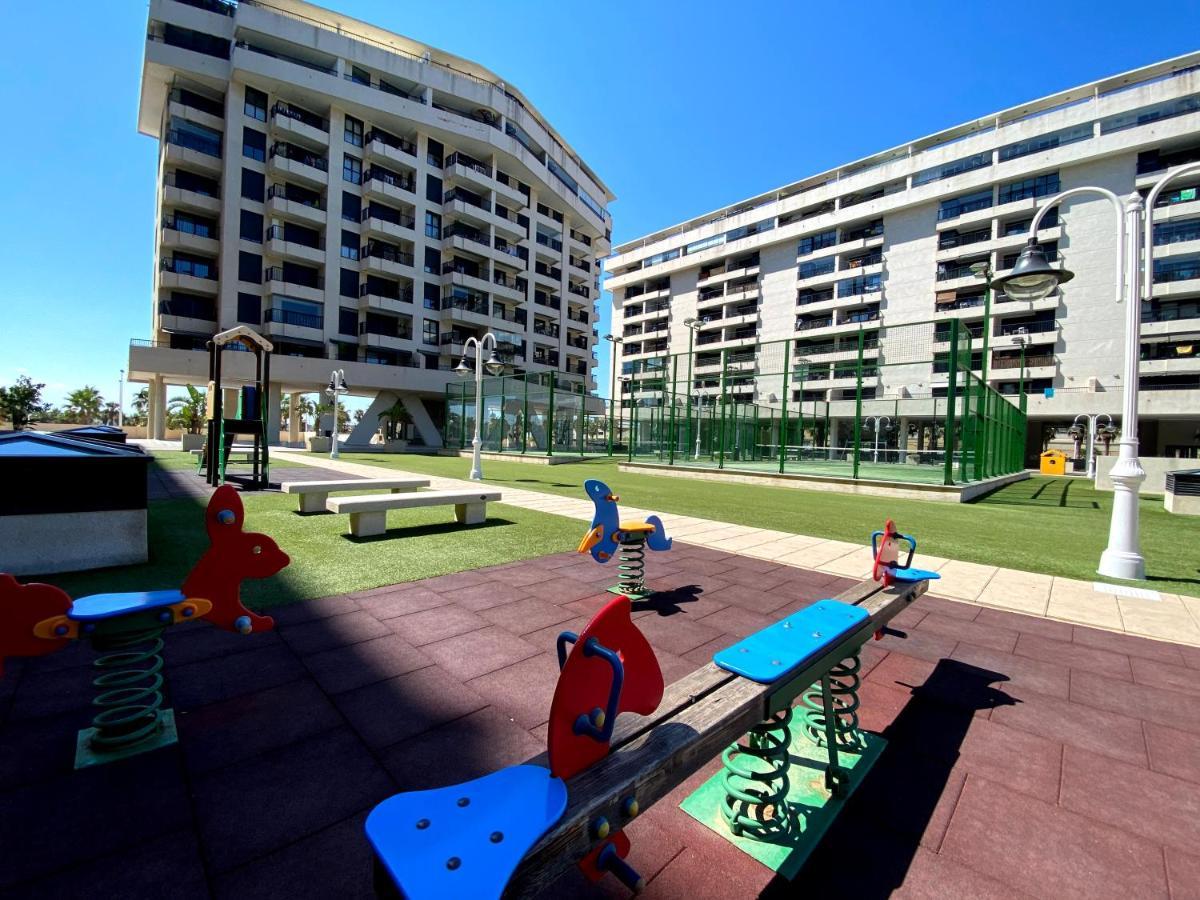 M & B Beach Apartment Valencia Luaran gambar