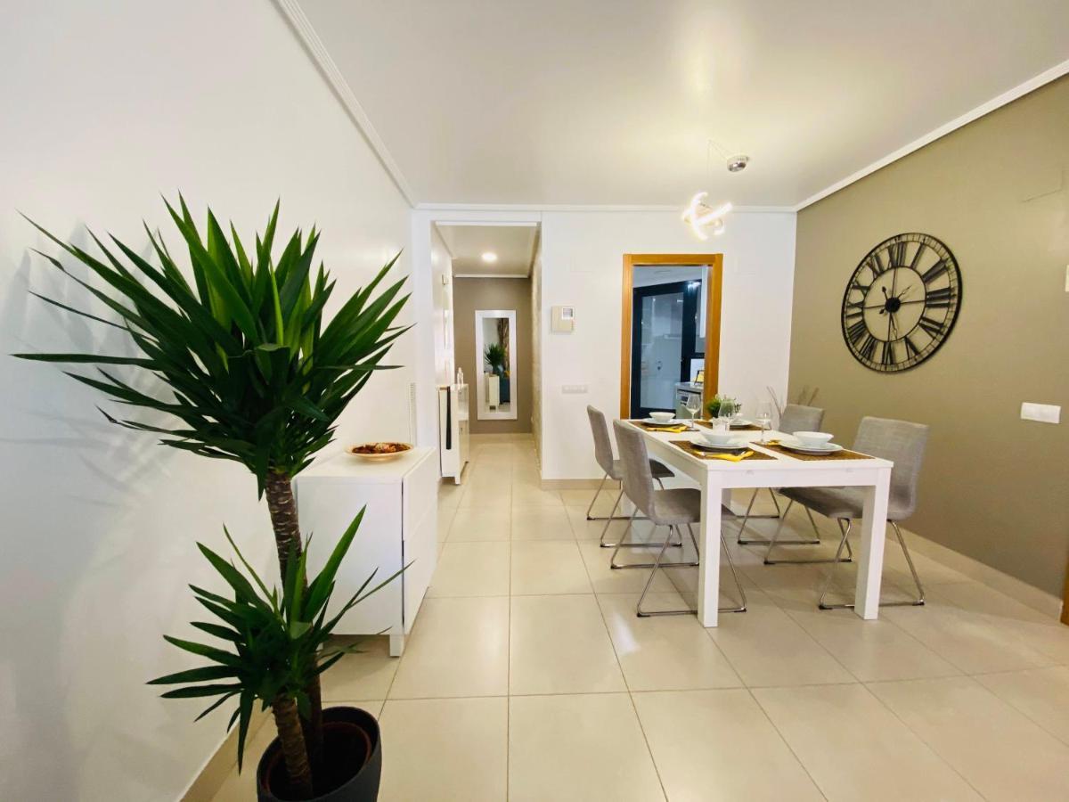 M & B Beach Apartment Valencia Luaran gambar