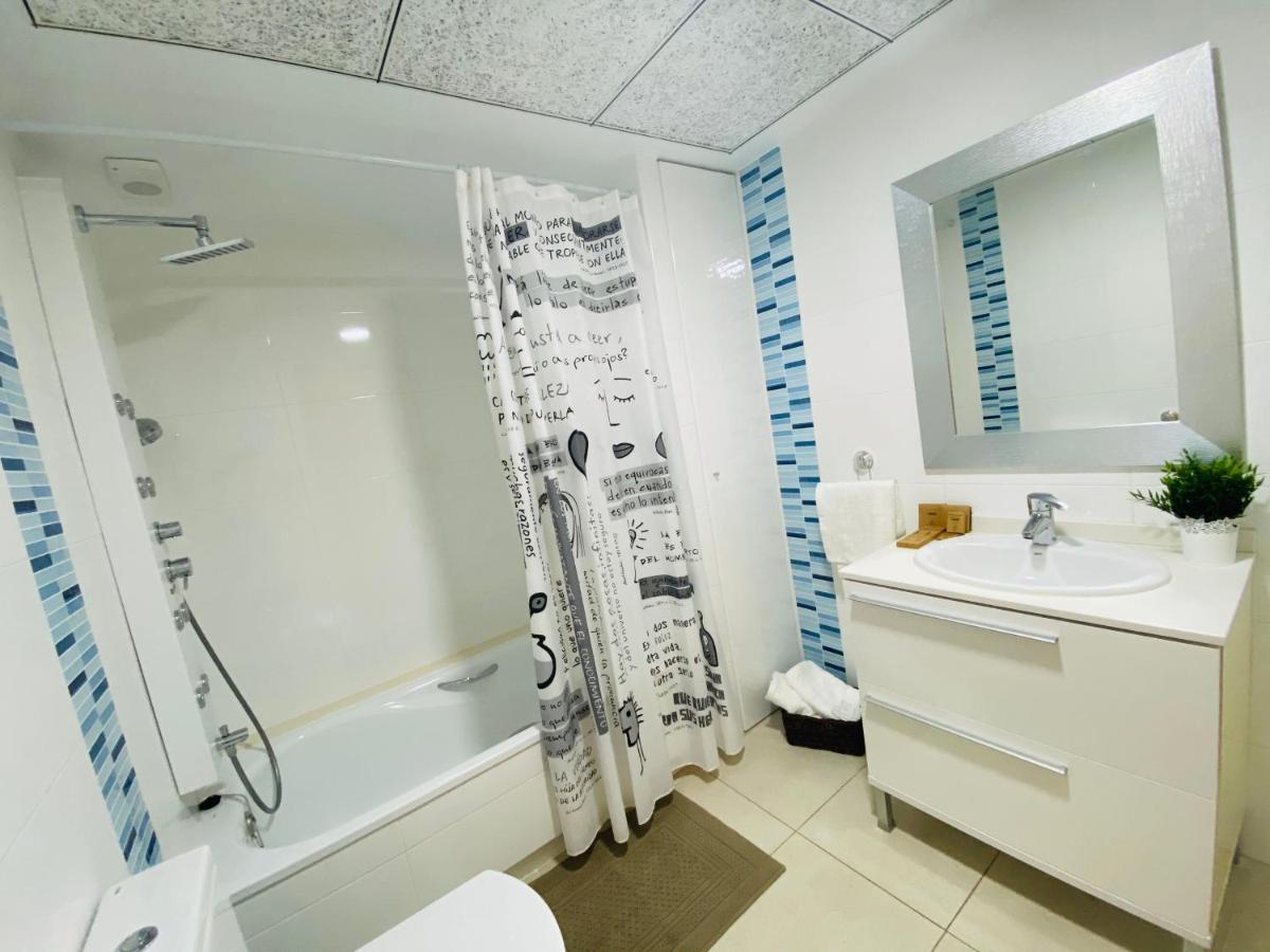 M & B Beach Apartment Valencia Luaran gambar