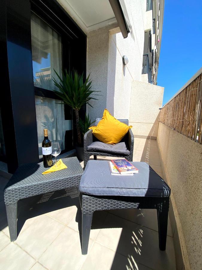 M & B Beach Apartment Valencia Luaran gambar