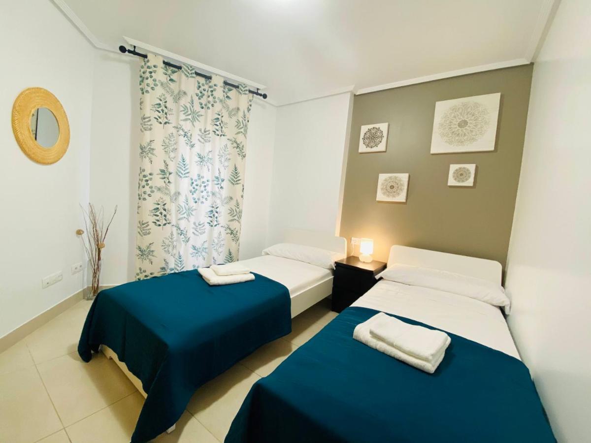 M & B Beach Apartment Valencia Luaran gambar