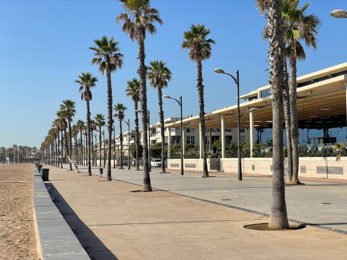M & B Beach Apartment Valencia Luaran gambar